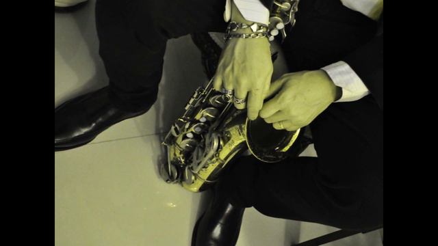 "I Finally Found Someone" #BryanAdams by #BetoSaroldi #Saxophone #LoveSongs смотреть онлайн