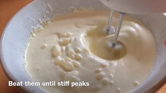 Whipped Cream Cheese Frosting/ Cream Cheese Frosting смотреть онлайн