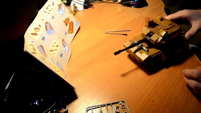 Обзор конструктора Ausini 22504 Танк