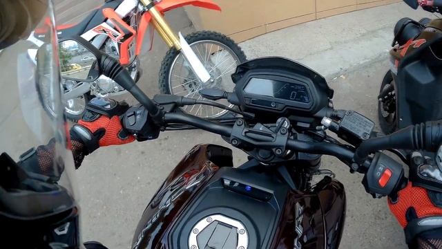 Первое ТО на Bajaj Dominar D 400/ Тех обслуживание и его стоимость смотреть онлайн
