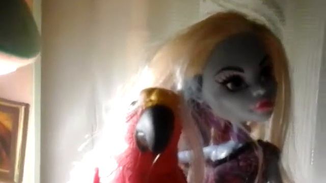 Монстер хай и другие куклы в показе смешной ролик смотреть онлайн