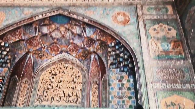 Uncovering the Mysteries of Pakistan's Historic Cities - Andiron Lahore! смотреть онлайн