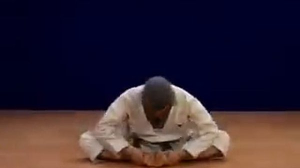 Master KANG, Shin Chul: stretching exercises