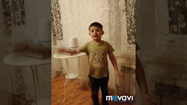 ХОДИТ НАША БАБУШКА!!! ГЕРМАН ГУНЯКОВ!!!5 ЛЕТ. смотреть онлайн