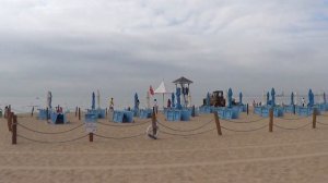 Бэйдайхэ. Пляж в центре города.сентябрь 2019 года