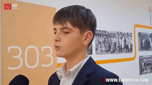 С „кръгла маса“ ученици от ПМГ „Яне Сандански“ в гр. Гоце Делчев отбелязаха денят на будителите смотреть онлайн