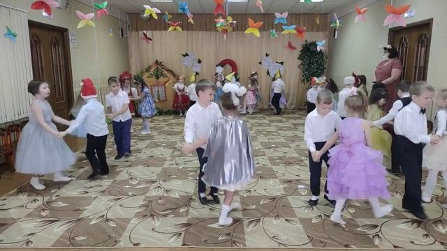 Полька к 8 марта старшая группа. Полька "Добрый жук" старшая группа. смотреть онлайн