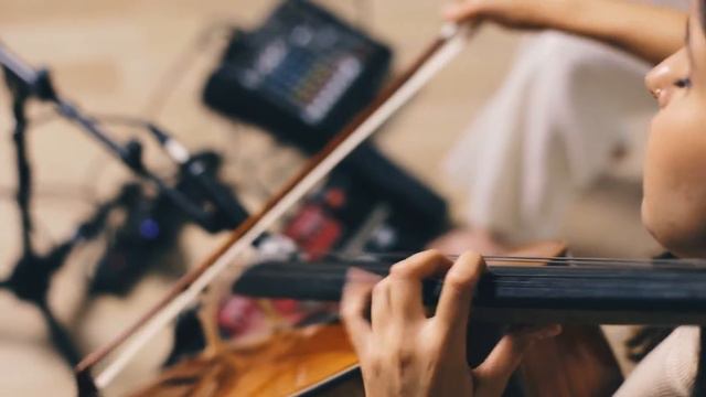 Gnarls Barkley - Crazy | Violin & Cello Loop Cover #crazy #loop_cover смотреть онлайн