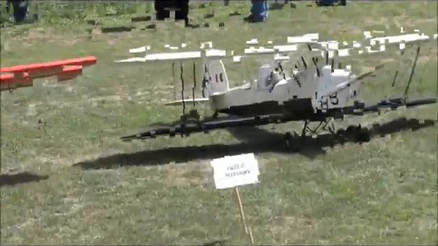 RC model planes concourse display at Banjo Patterson scale rally 2013. смотреть онлайн