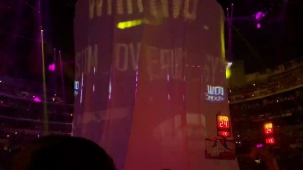 GOING TO MY FIRST LAKERS GAME!!! (SAT NEXT TO TUNNEL )