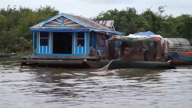Экзотика Камбоджи. Плавучие деревни на озере Тонлесап смотреть онлайн