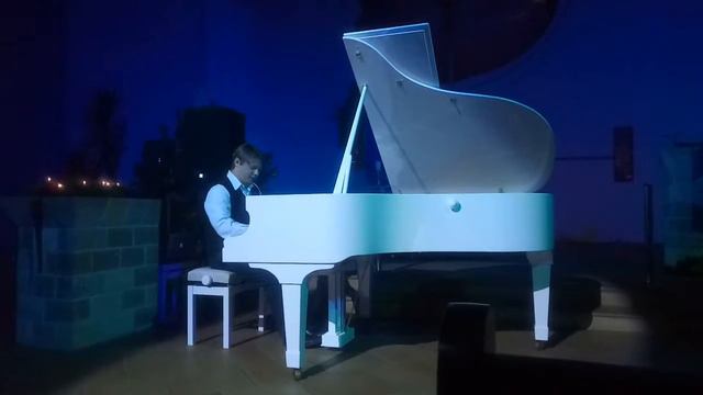 Александр Мельничук в одесской Кирхе смотреть онлайн