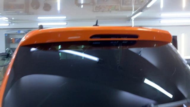 Volkswagen Tiguan - оклеили кузов целиком с дверными проёмами и багажником, антихром, бронирование смотреть онлайн