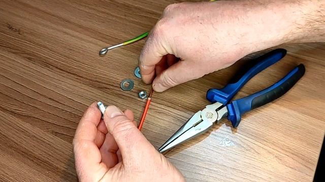 Электрик раскрыл секрет || Как соединить медный и алюминиевый провода #62 смотреть онлайн