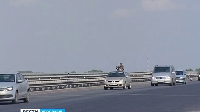 Поток паломников в Толгу парализовал движение у Юбилейного моста