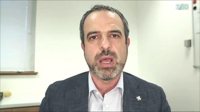 Is the updated AstraZeneca health advice for under 40s a good decision? | 7.30 смотреть онлайн