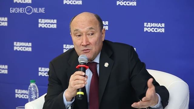 Марат Ахметов: "В этом году кредитование идет тяжело" смотреть онлайн