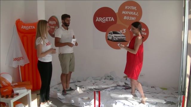 Аргета-наградната игра-Купи, мачкај, вози! смотреть онлайн