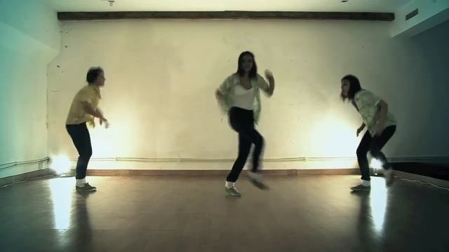 Locking Summery & Laughty.mov