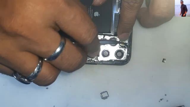 iPhone 11 Pro & 11 Pro Max Camera Flashlight Not Working Fixed смотреть онлайн