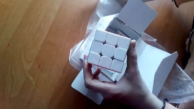 Распаковка кубика Рубика