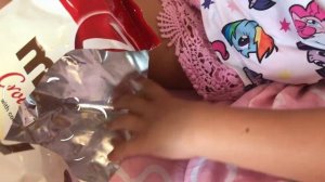 Лера съела все сладости в доме и у нее БОЛИТ ЖИВОТ! | Видео для детей | Lera Vlog