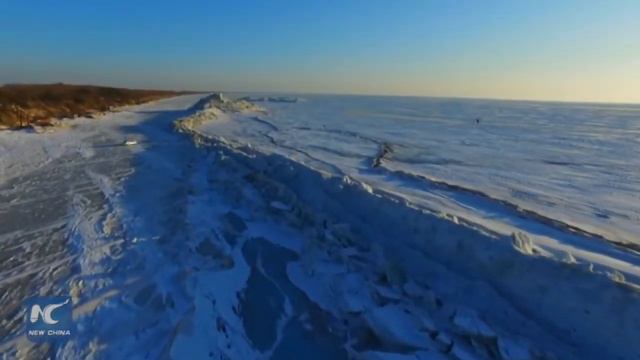 "The Great Ice Wall" on the border between China and Russia смотреть онлайн