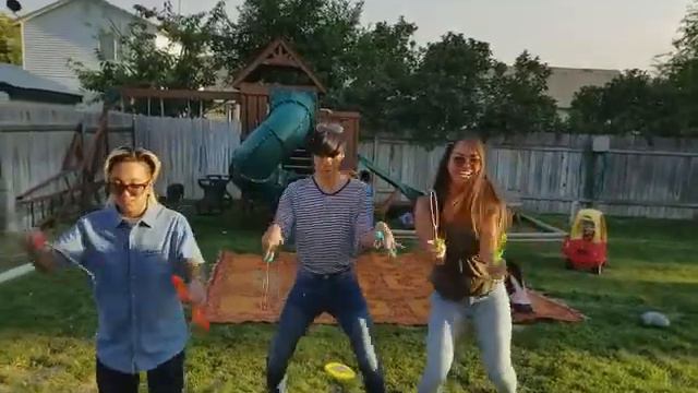 BUBBLE DANCE смотреть онлайн