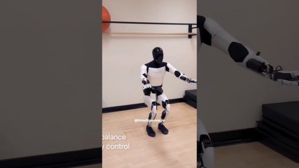 Новый робот Optimus Gen-2