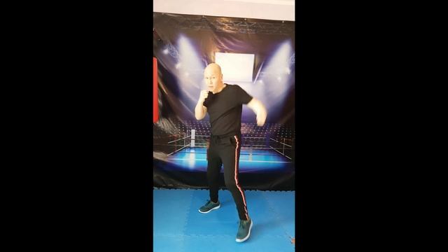 Мини урок бокса 4. Удары в боксе. Подробнее. смотреть онлайн