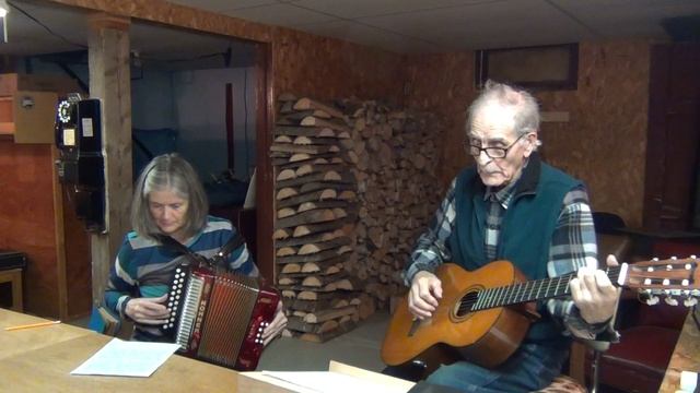 Bygone Days Waltz смотреть онлайн