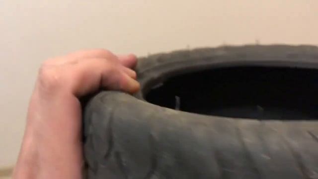 Ставим нипель (сосок) и делаем Kugoo G-booster без камеры. смотреть онлайн