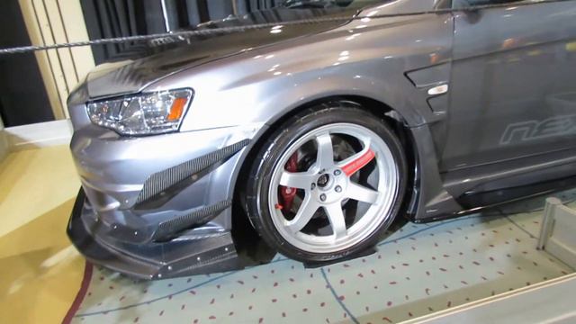 2009 Mitsubishi Evolution X MR Custom At The 2014 CIAS Canadian Auto Show In Torornto смотреть онлайн