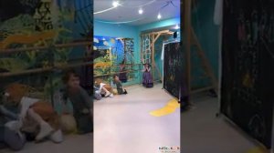 Спектакль «Волшебник Изумрудного города»