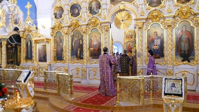 Божественная литургия. Спасо-Вознесенский кафедральный собор смотреть онлайн