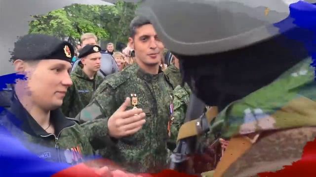 Встанем | Ярослав Дронов (SHAMAN) смотреть онлайн