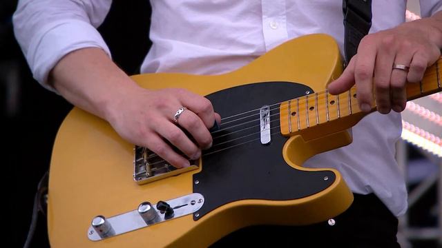 Royal Republic - Full Steam Spacemachine (Download Festival 2016) смотреть онлайн