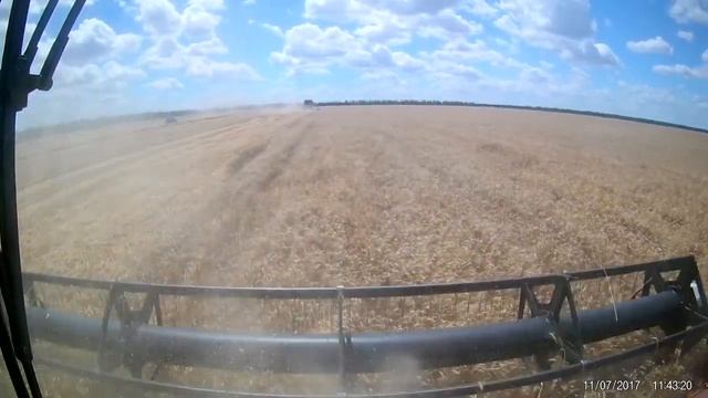 ЖАТВА ПРОДОЛЖАЕТСЯ ACROS 585 смотреть онлайн
