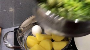 Простая и выгодная пароварка из нержавеющей стали на 2 уровня.