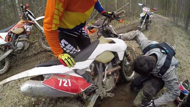 Электрик от бога. Ремонт KTM в полевых условиях. Мастер-класс Константина "Surf72" Кудашева смотреть онлайн