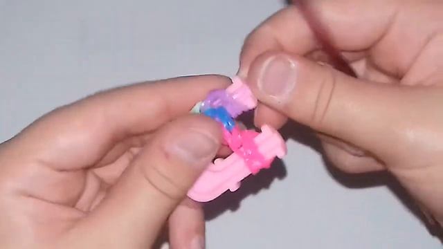 МОРОЖЕНОЕ ИЗ РЕЗИНОК НА РОГАТКЕ. КАК СПЛЕСТИ. смотреть онлайн