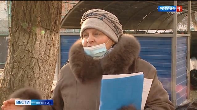 Жители Тракторозаводского района возмущены размещением мусорной площадки в их дворе смотреть онлайн