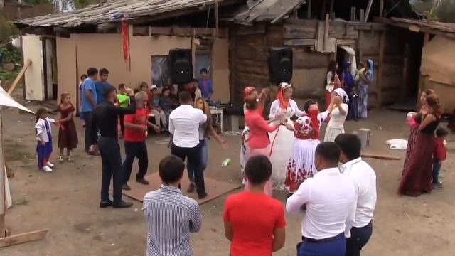 ЦЫГАН Жених С Невестой ЗАЖГЛИ ЛЕЗГИНКУ.Свадьба 1 часть смотреть онлайн
