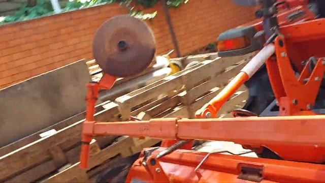 Kubota GL220, максималка. смотреть онлайн