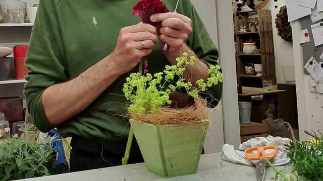 Blumengesteck mit Sonnenblume selber machen - Floristik Anleitung - DIY Anleitung смотреть онлайн