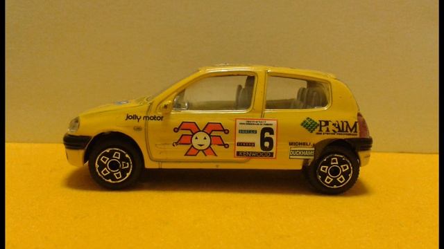 Renault Clio II (1998) "Jolly Motor" [Bburago made in Italy 1/43] смотреть онлайн