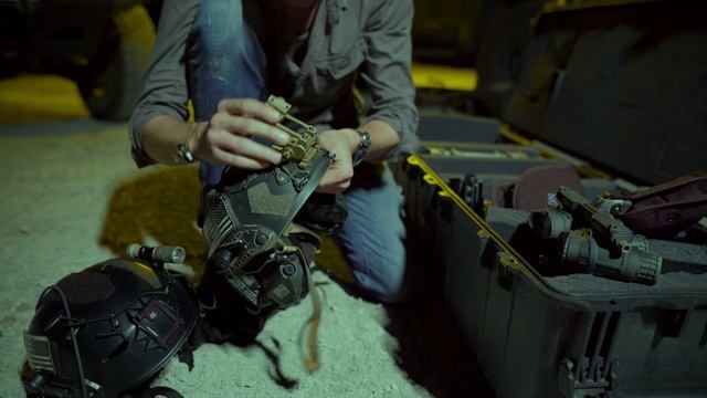 Shooting with GPNVG-18 Panoramic Night Vision смотреть онлайн