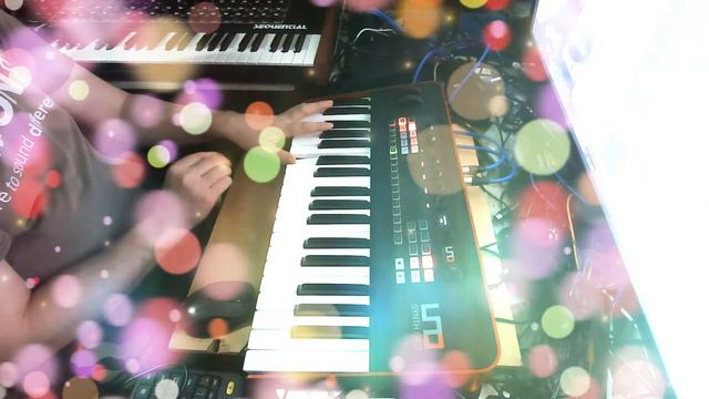 Analog Galaxies @ikmultimedia UNO SYNTH PRO Custom Preset Demo смотреть онлайн