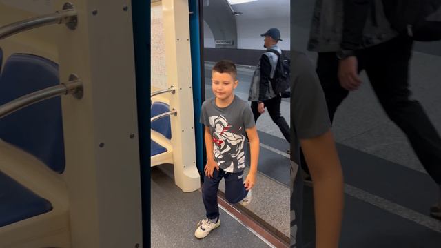 Ярослав Ковалев и Школа Кино смотреть онлайн