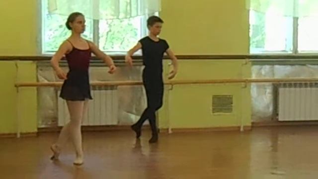 Экзамен по классическому танцу в 7 классе (3 год обучения). Педагог -- Коваленко Ева Игоревна смотреть онлайн
